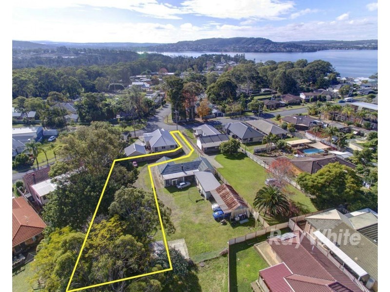 20 High Street, Marmong Point NSW 2284