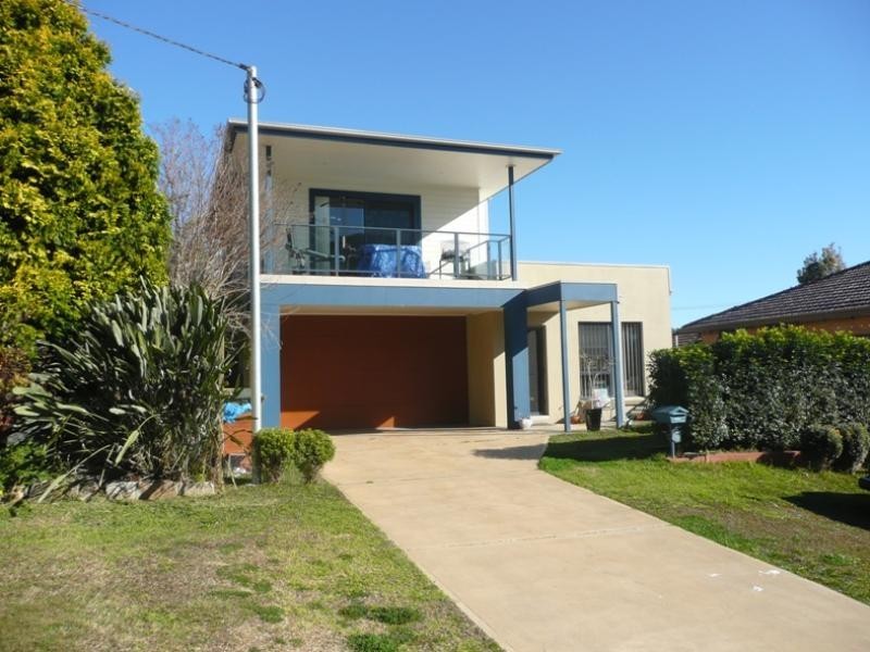 14a Day Street, Toronto NSW 2283