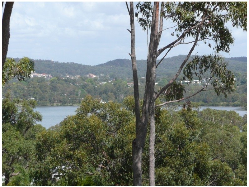 3 Greystone Close, Fennell Bay NSW 2283