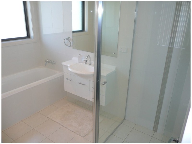 3 Greystone Close, Fennell Bay NSW 2283