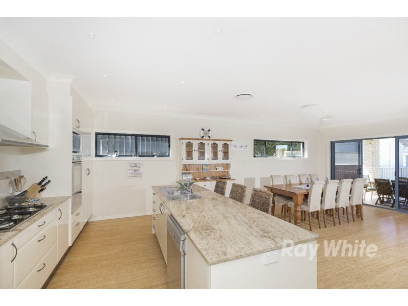 212 Kilaben Road, Kilaben Bay NSW 2283