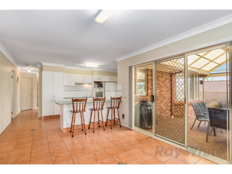 25 Defender Close, Marmong Point NSW 2284