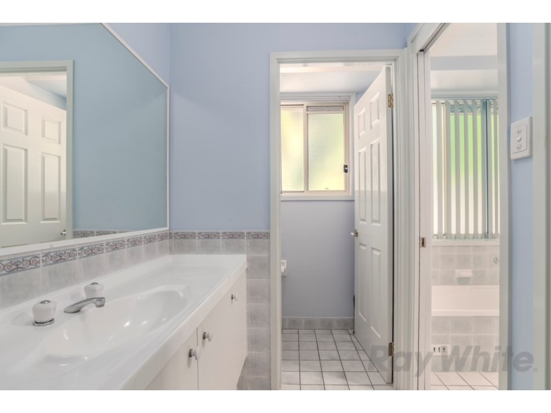 25 Defender Close, Marmong Point NSW 2284