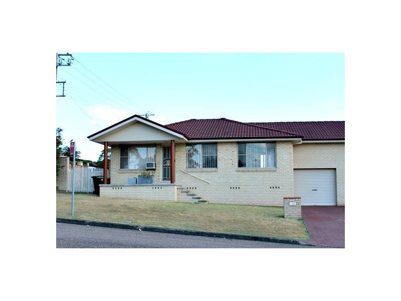 1/51 Cary Street, Toronto NSW 2283