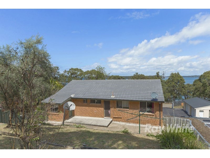 50 Crescent Road, Wangi Wangi NSW 2267