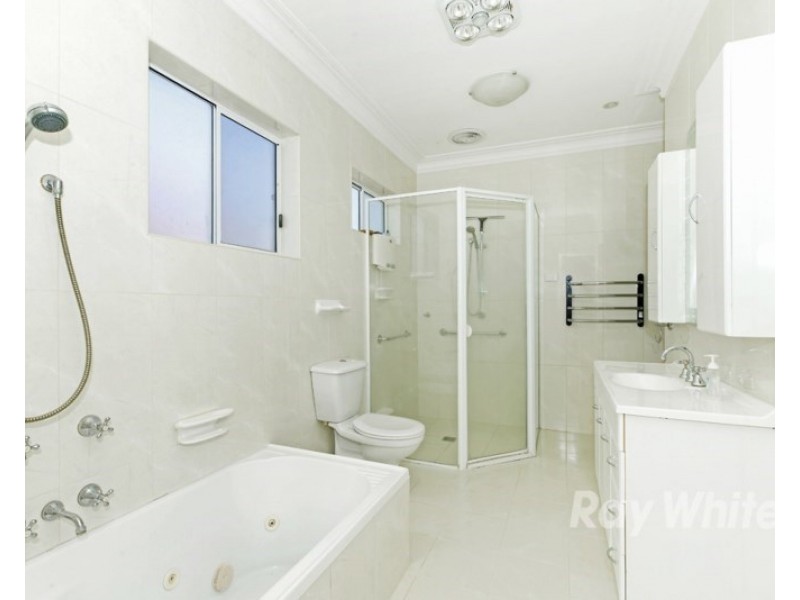 14 Fourth Street, Booragul NSW 2284