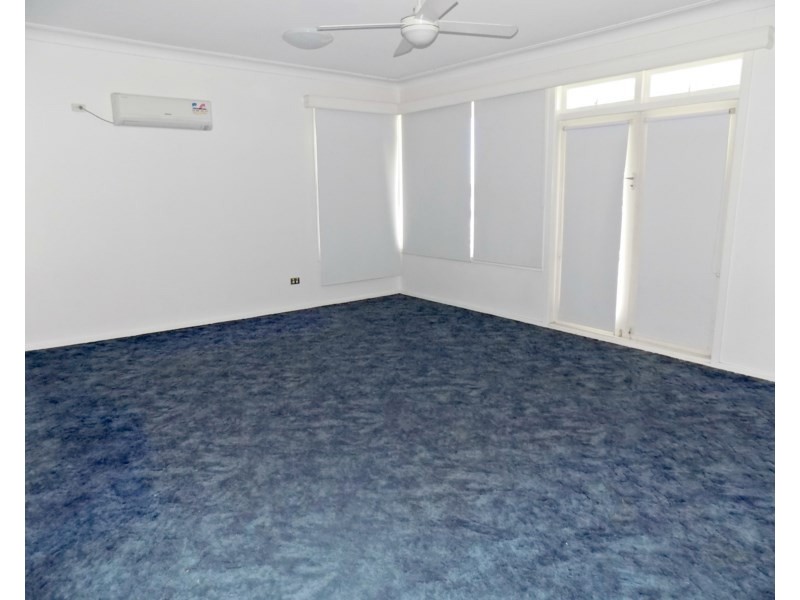 14 Fourth Street, Booragul NSW 2284