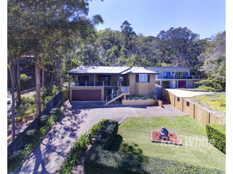 84 Coal Point Road, Coal Point NSW 2283