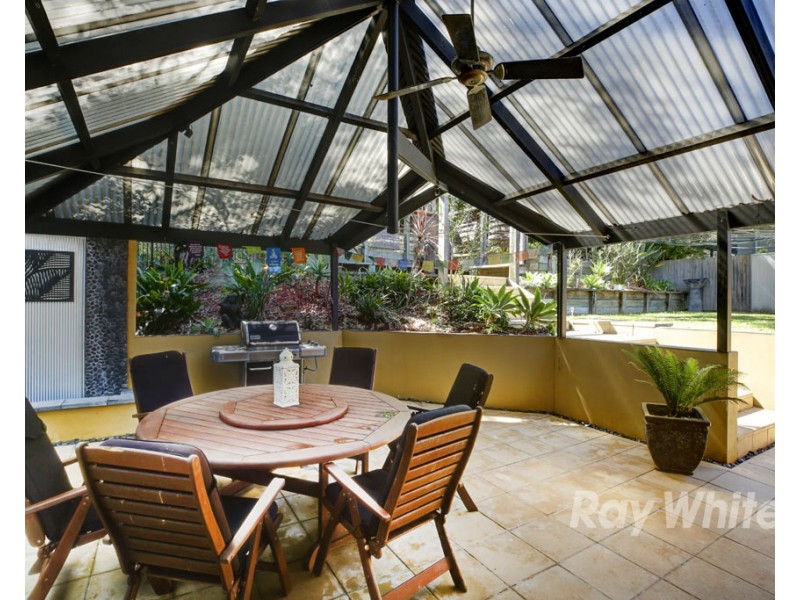 84 Coal Point Road, Coal Point NSW 2283