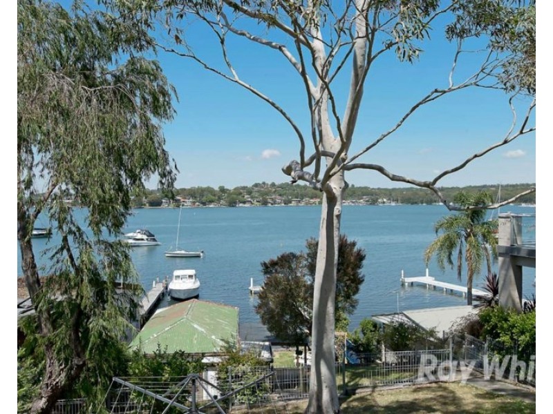 90 Sealand Road, Fishing Point NSW 2283