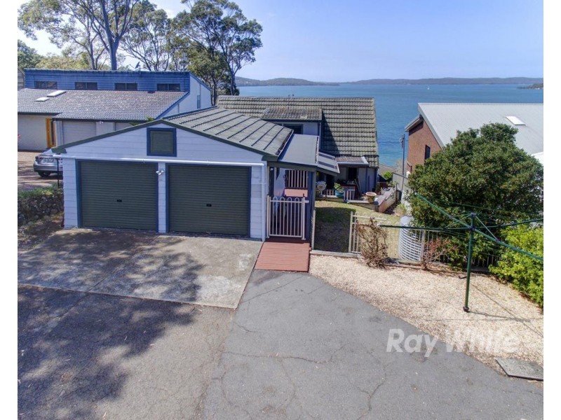 11 Goonda Promenade, Wangi Wangi NSW 2267