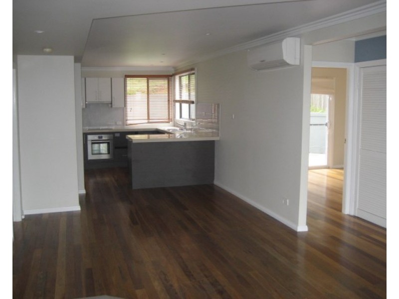 13 Sealand Road, Fishing Point NSW 2283