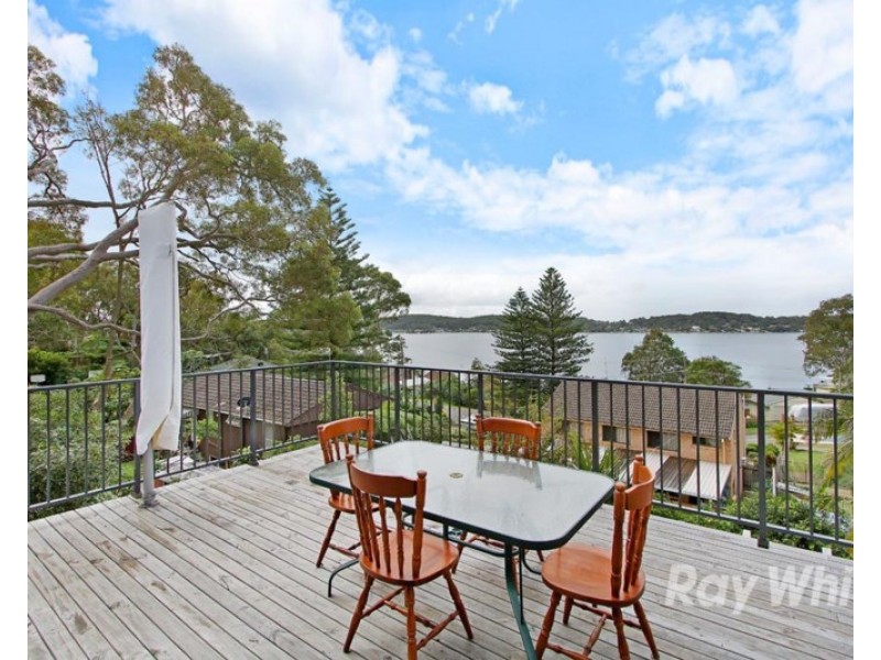 11 Sunlight Parade, Rathmines NSW 2283