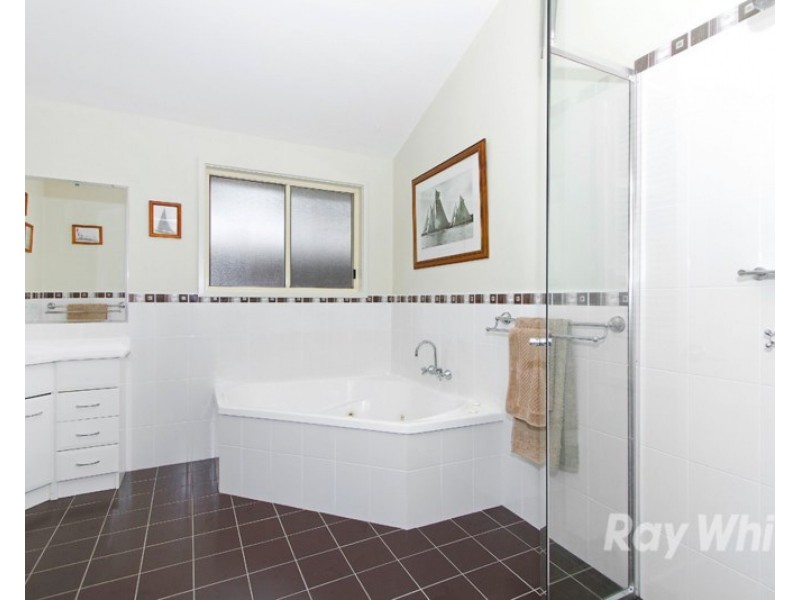11 Sunlight Parade, Rathmines NSW 2283