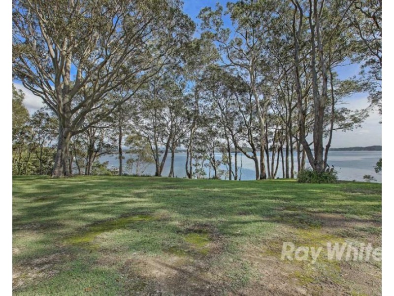 9 Watkins Road, Wangi Wangi NSW 2267