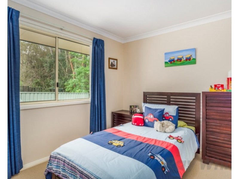 22 Wyera Crescent, Carey Bay NSW 2283
