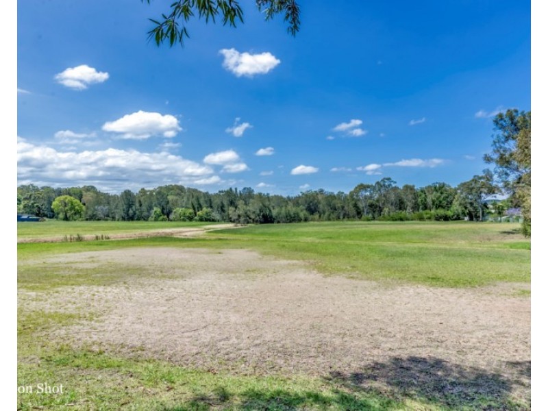 22 Wyera Crescent, Carey Bay NSW 2283