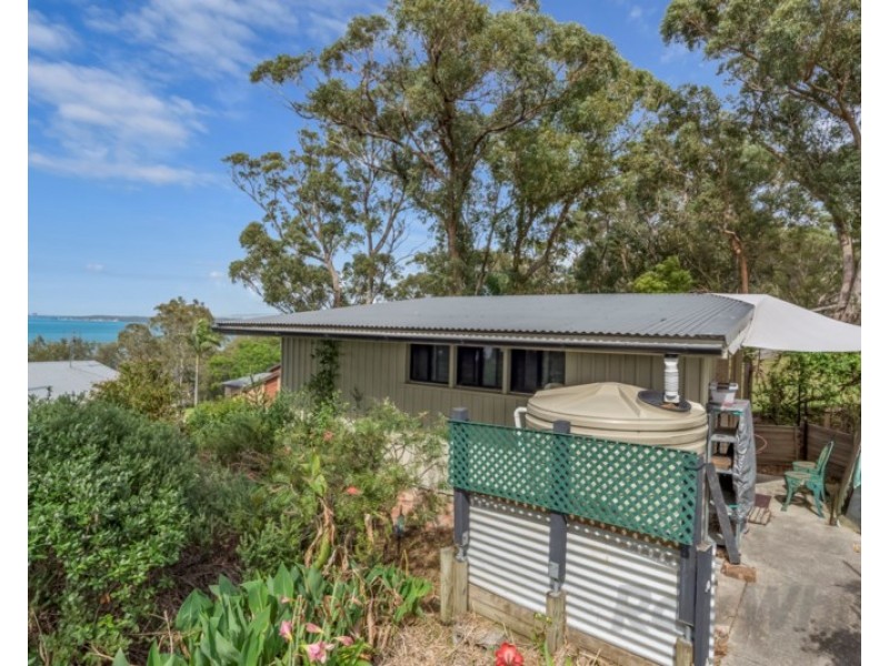 143 Dobell Drive, Wangi Wangi NSW 2267