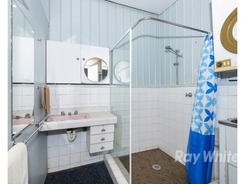 145 Coal Point Road, Coal Point NSW 2283