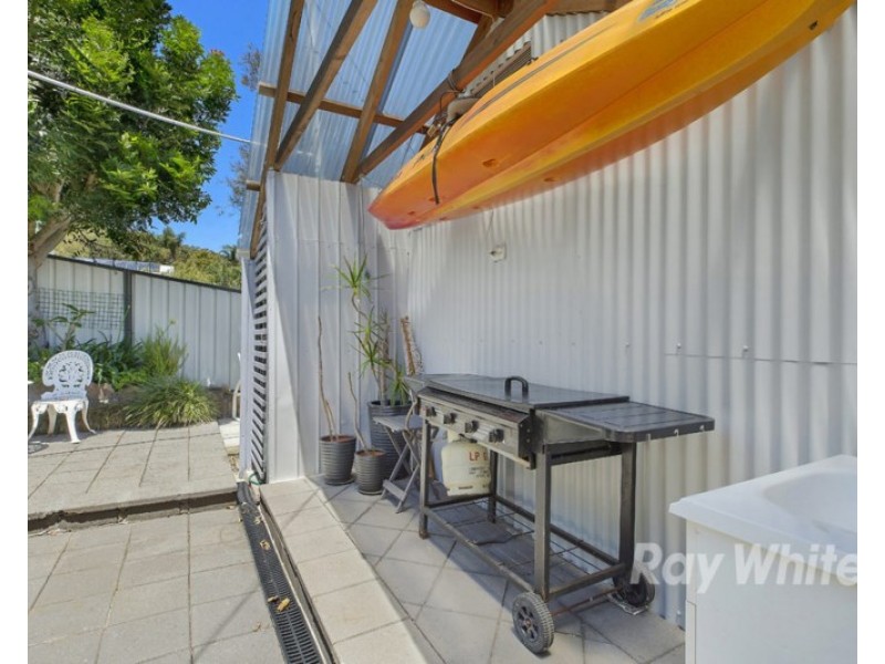 145 Coal Point Road, Coal Point NSW 2283