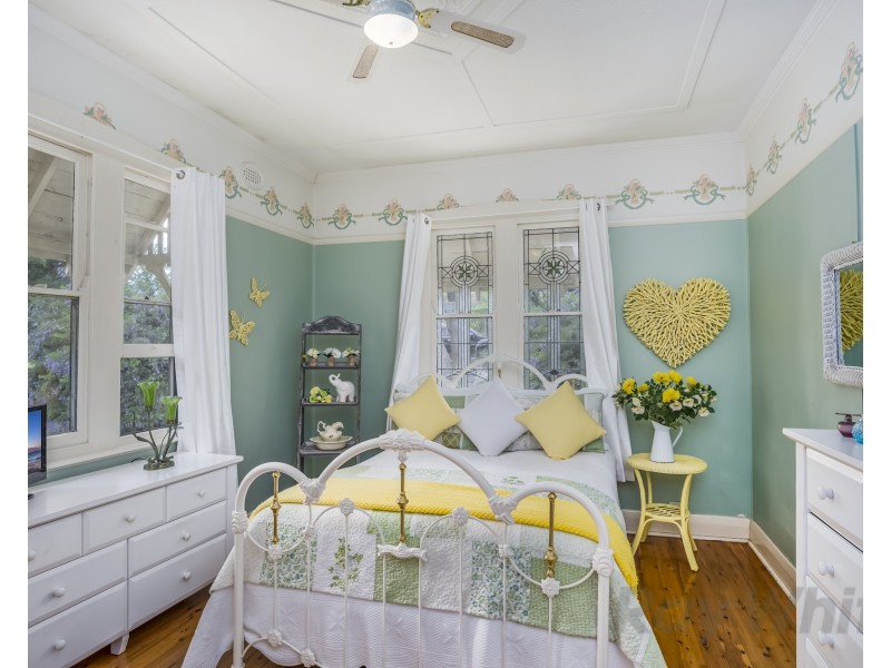 15 Rens Street, Booragul NSW 2284