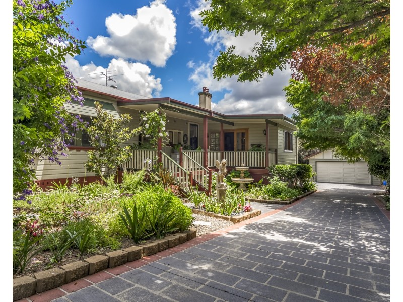 15 Rens Street, Booragul NSW 2284