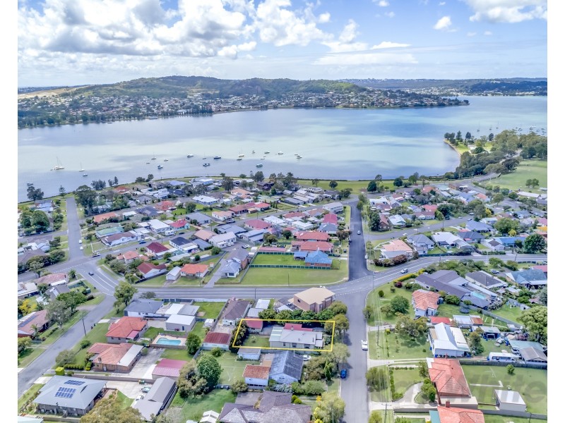 15 Rens Street, Booragul NSW 2284