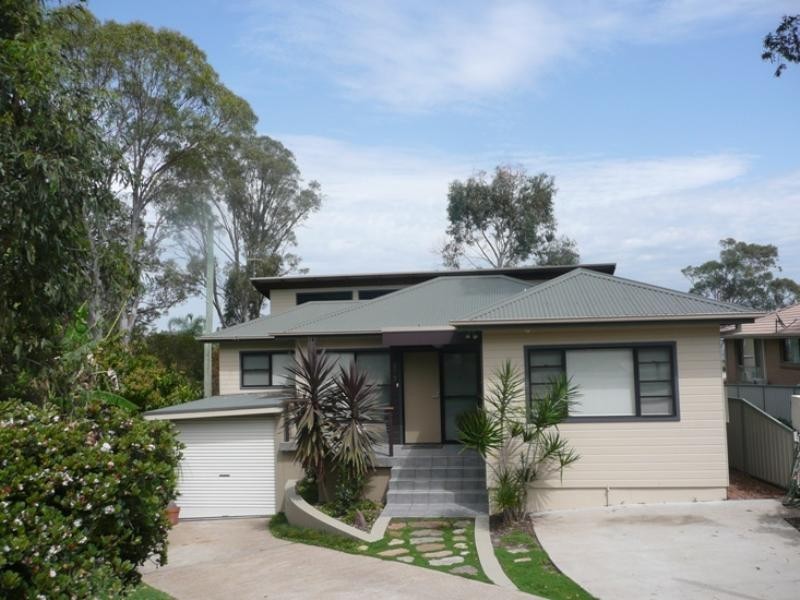 273 Coal Point Road, Coal Point NSW 2283