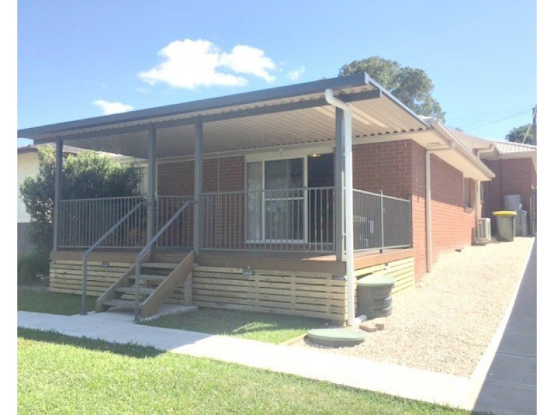 8 Ranclaud Street, Booragul NSW 2284