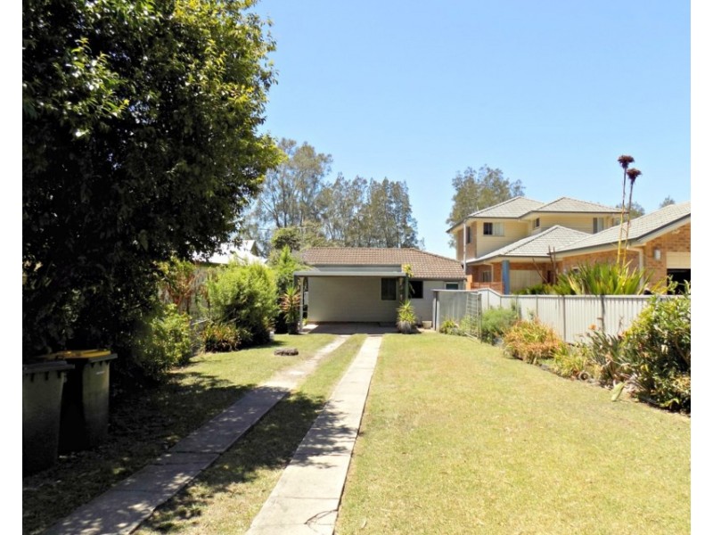 6 North Parade, Blackalls Park NSW 2283