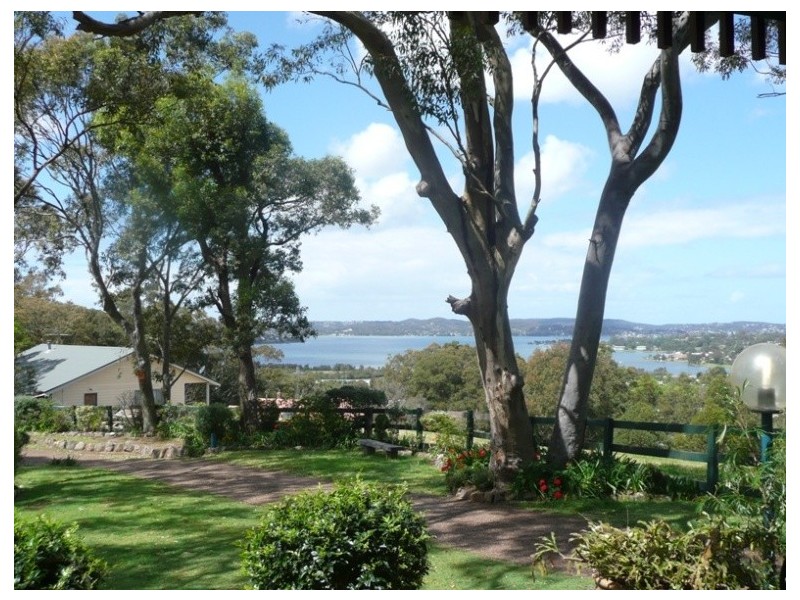 23 Rodgers Street, Teralba NSW 2284
