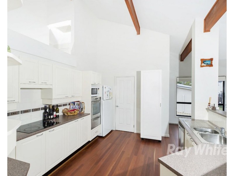 38 Alkrington Avenue, Fishing Point NSW 2283