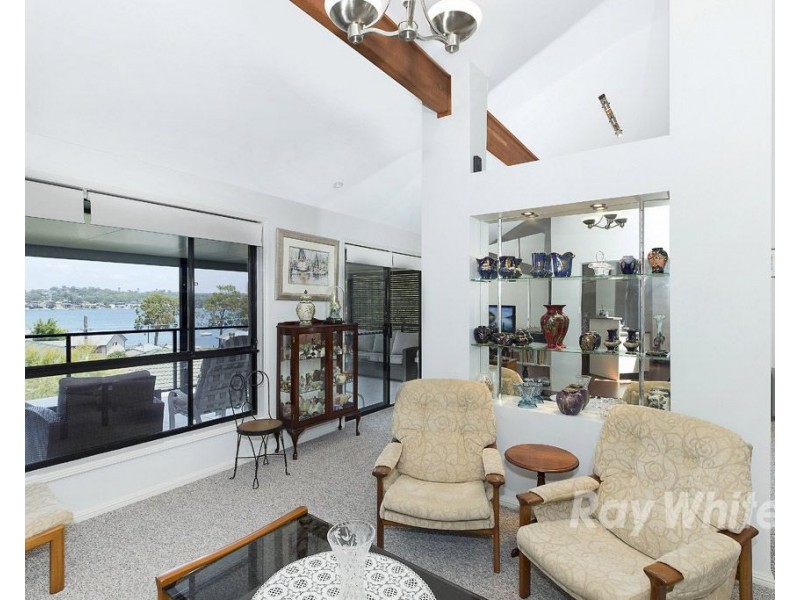 38 Alkrington Avenue, Fishing Point NSW 2283