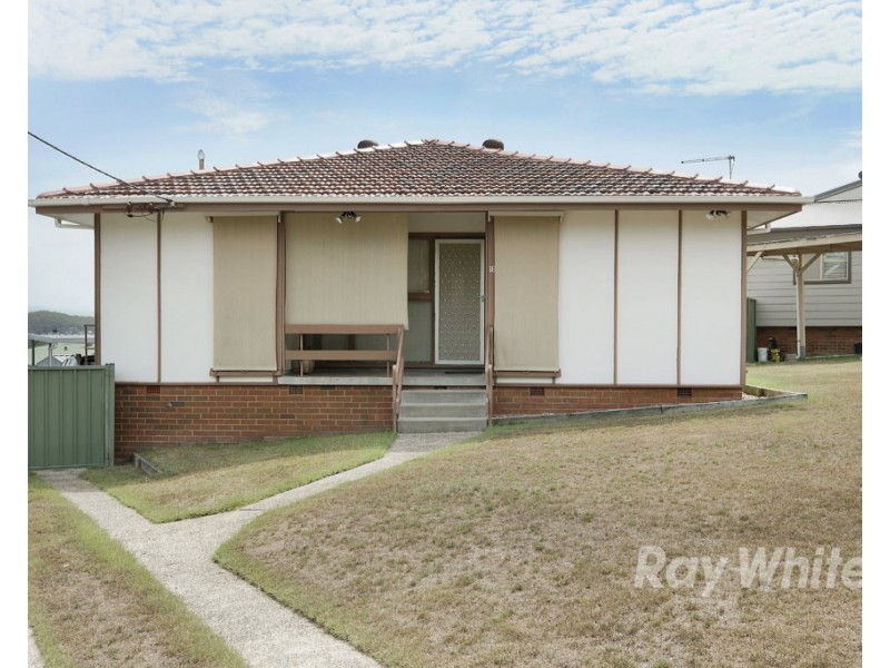 18 Yanco Crescent, Toronto NSW 2283