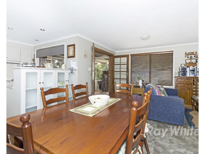 7 Columbia Close, Woodrising NSW 2284