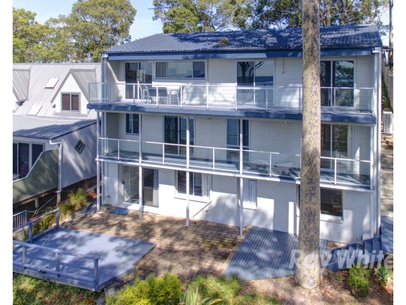 9 Goonda Promenade, Wangi Wangi NSW 2267