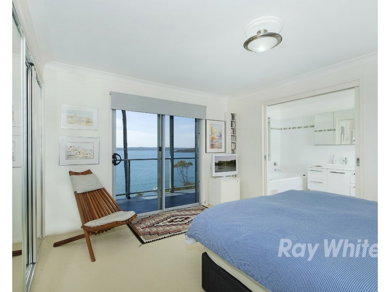 9 Goonda Promenade, Wangi Wangi NSW 2267