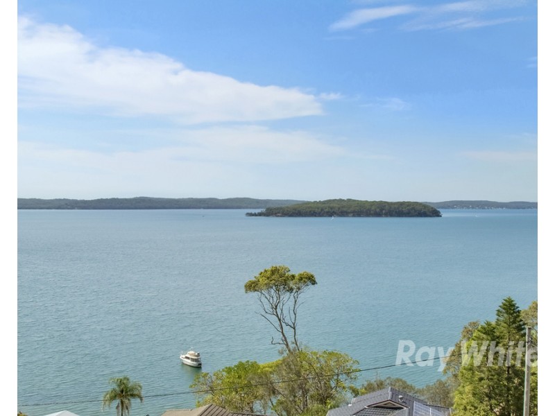 9 Goonda Promenade, Wangi Wangi NSW 2267