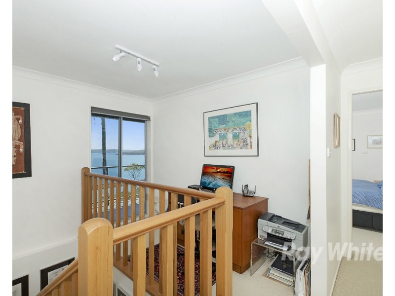 9 Goonda Promenade, Wangi Wangi NSW 2267