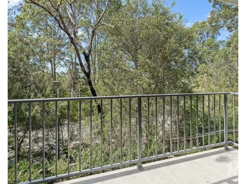 33 Kestrel Circuit, Shortland NSW 2307