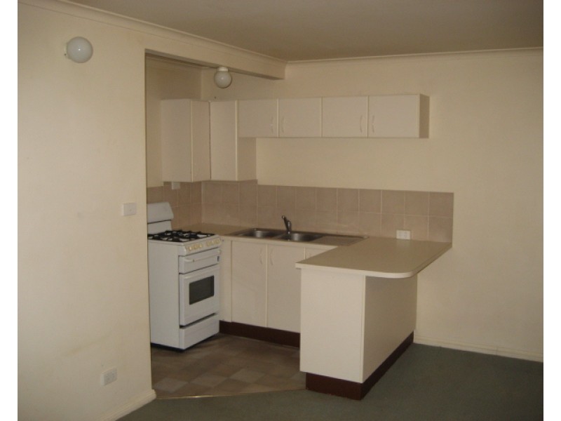 B2/200 Excelsior Parade, Toronto NSW 2283
