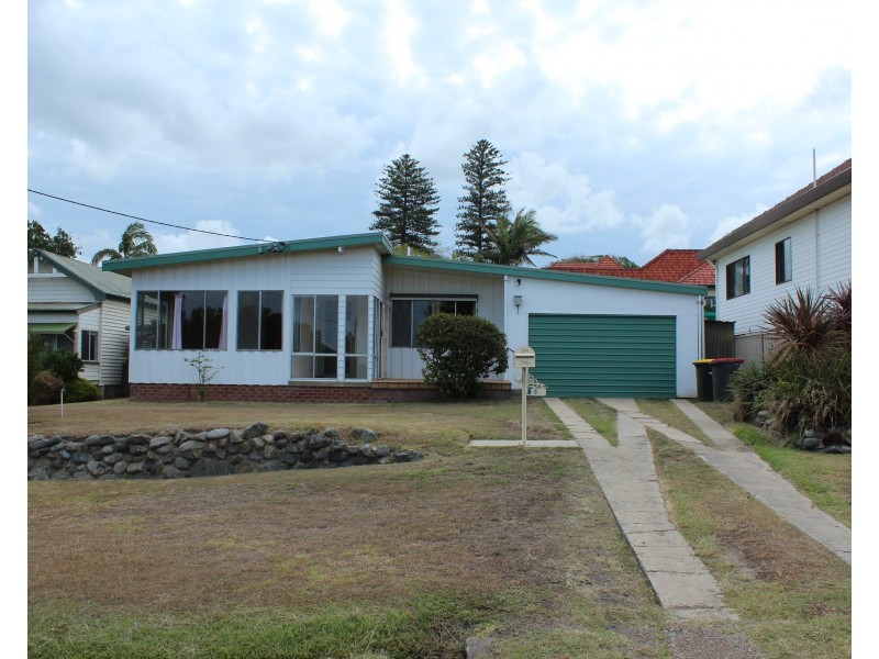 3 Moore Street, Toronto NSW 2283