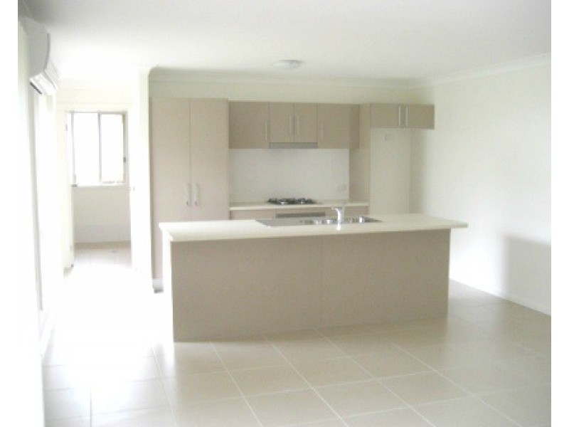 24 Northridge Drive, Cameron Park NSW 2285