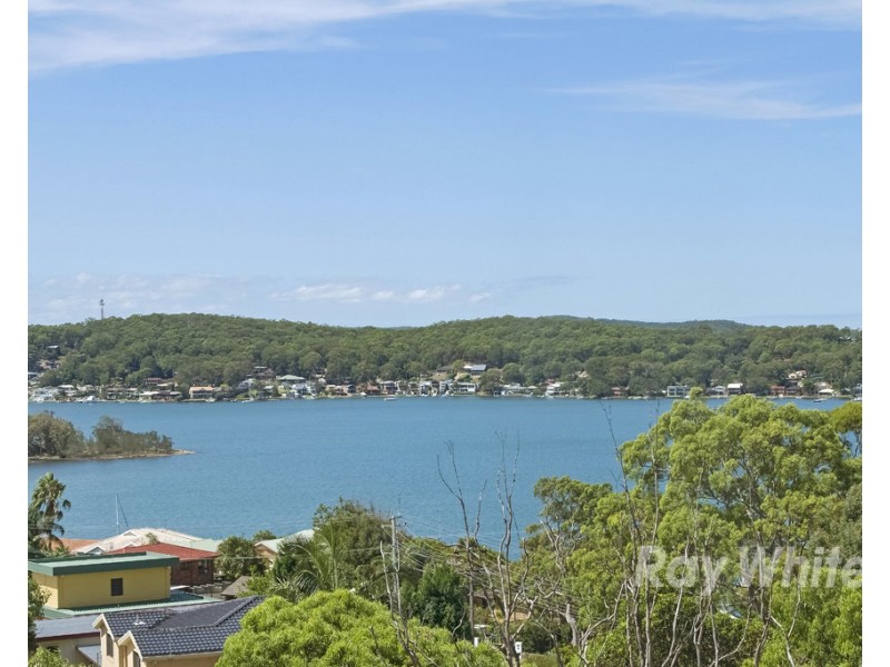 64 Harborne Avenue, Rathmines NSW 2283