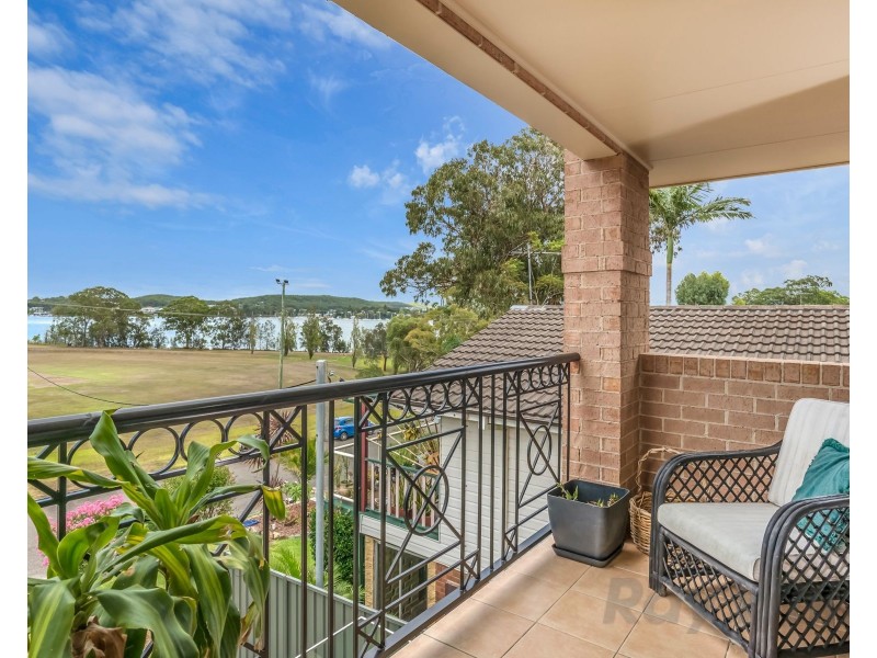 26 Roy Avenue, Bolton Point NSW 2283