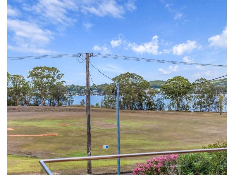 26 Roy Avenue, Bolton Point NSW 2283