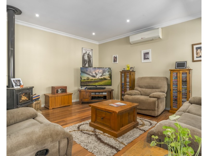 29 Endeavor Close, Woodrising NSW 2284