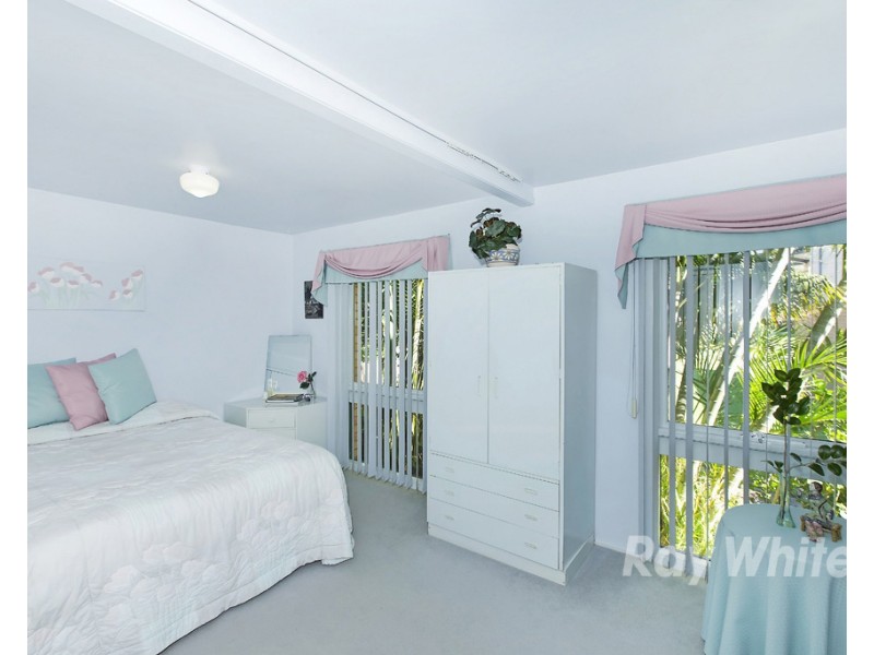 24 Grant Road, Coal Point NSW 2283