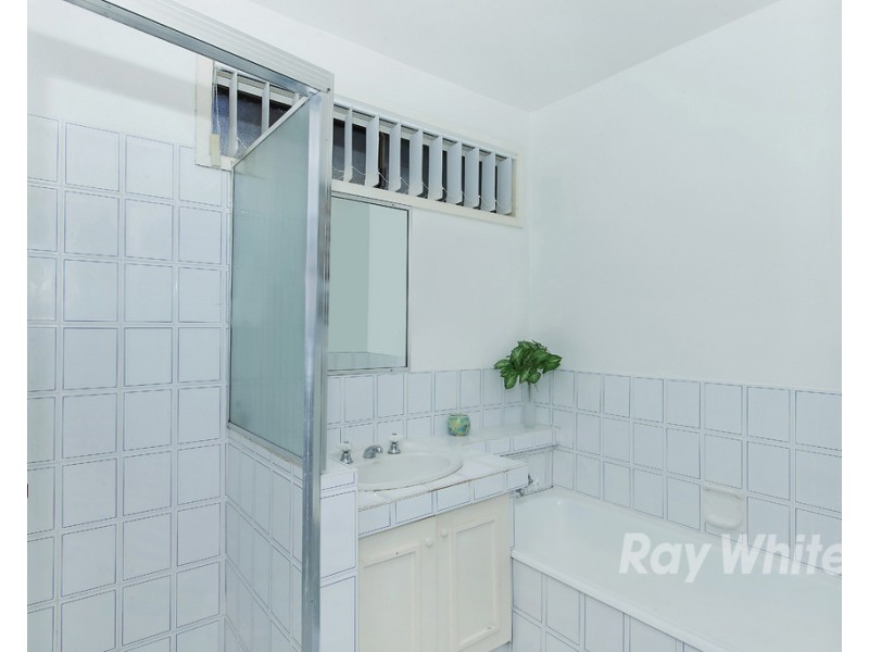 24 Grant Road, Coal Point NSW 2283
