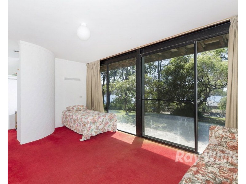 118 Fishing Point Road, Fishing Point NSW 2283